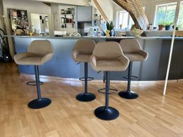 4 Barhocker Taupe/Schwarz – höhenverstellbar – sehr g