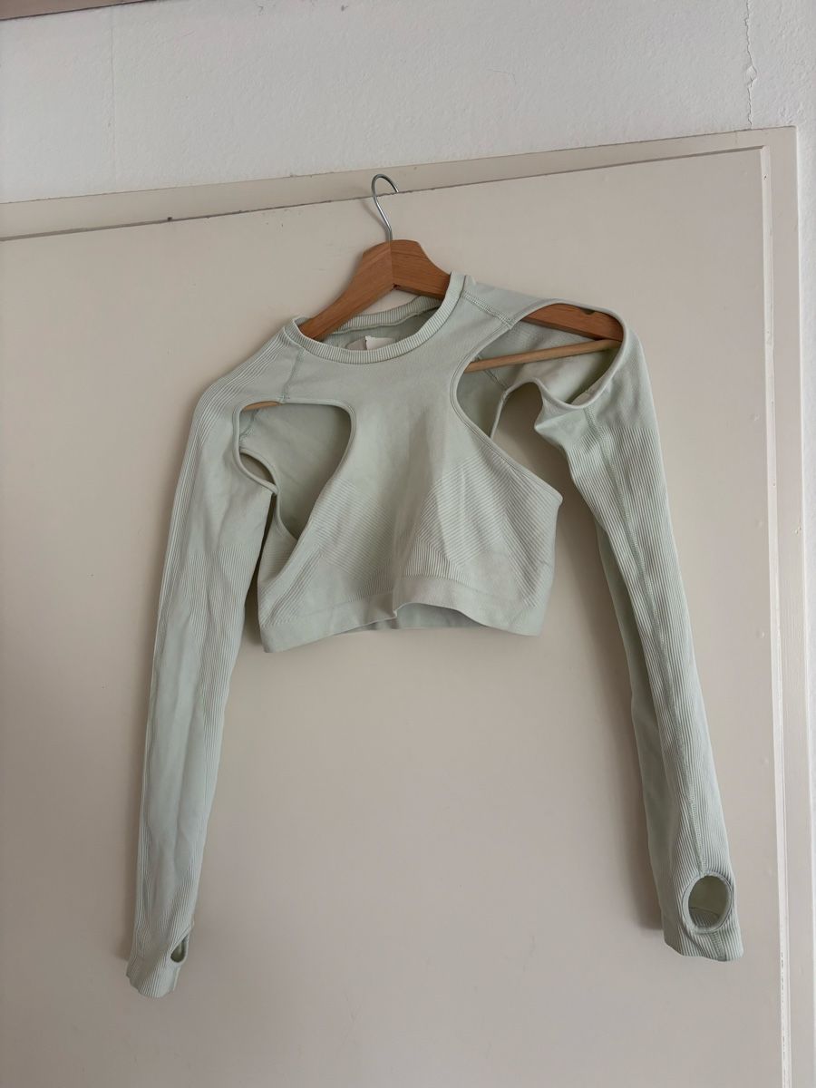 H&M Top: Sport top H&M mint color  – Usato da Wallisellen venduto da eli_v7dn 1
