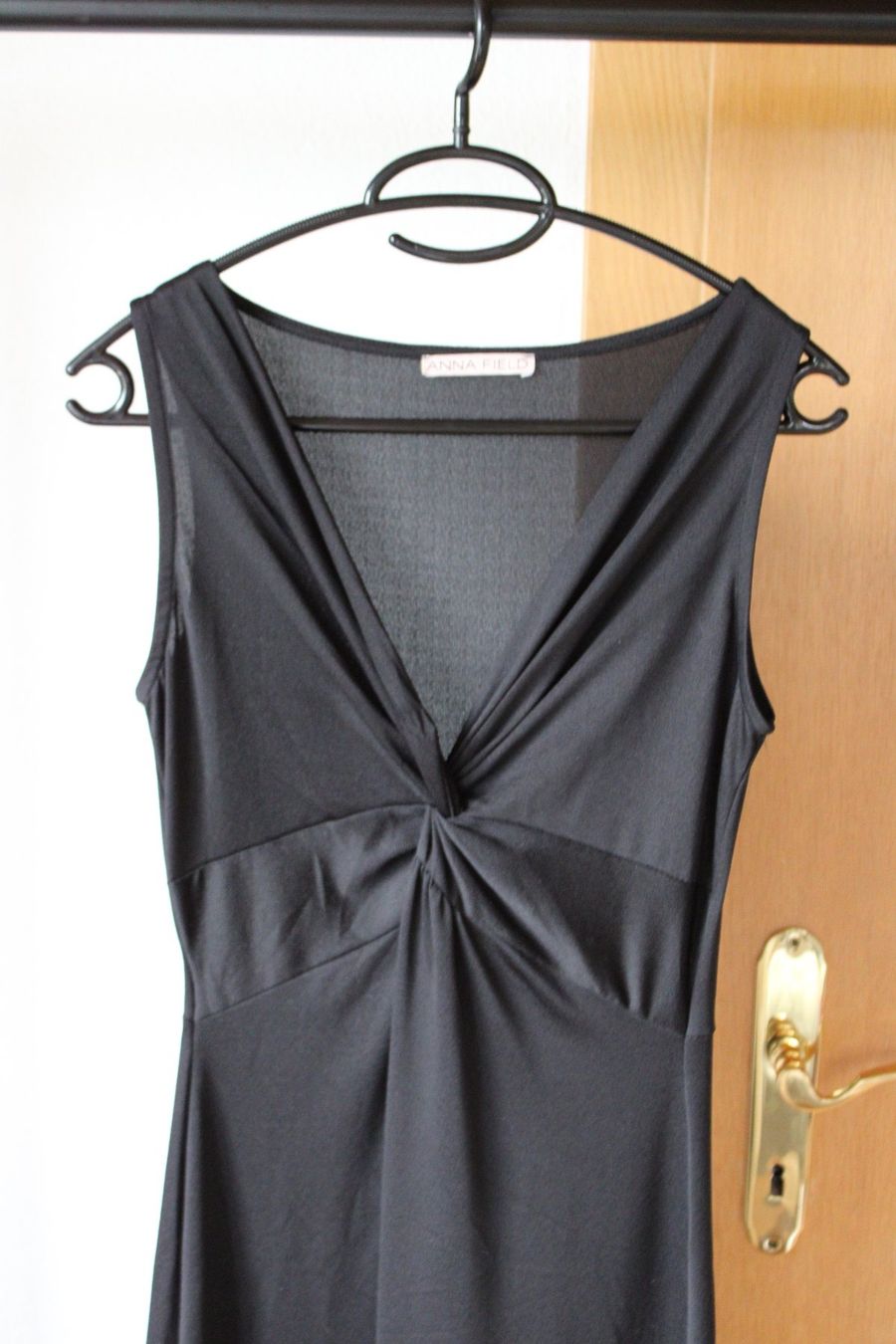 Anna Field Kleider: Anna Field Kleid schwarz ärmellos – Gebraucht aus Hombrechtikon von lehnerrr 2