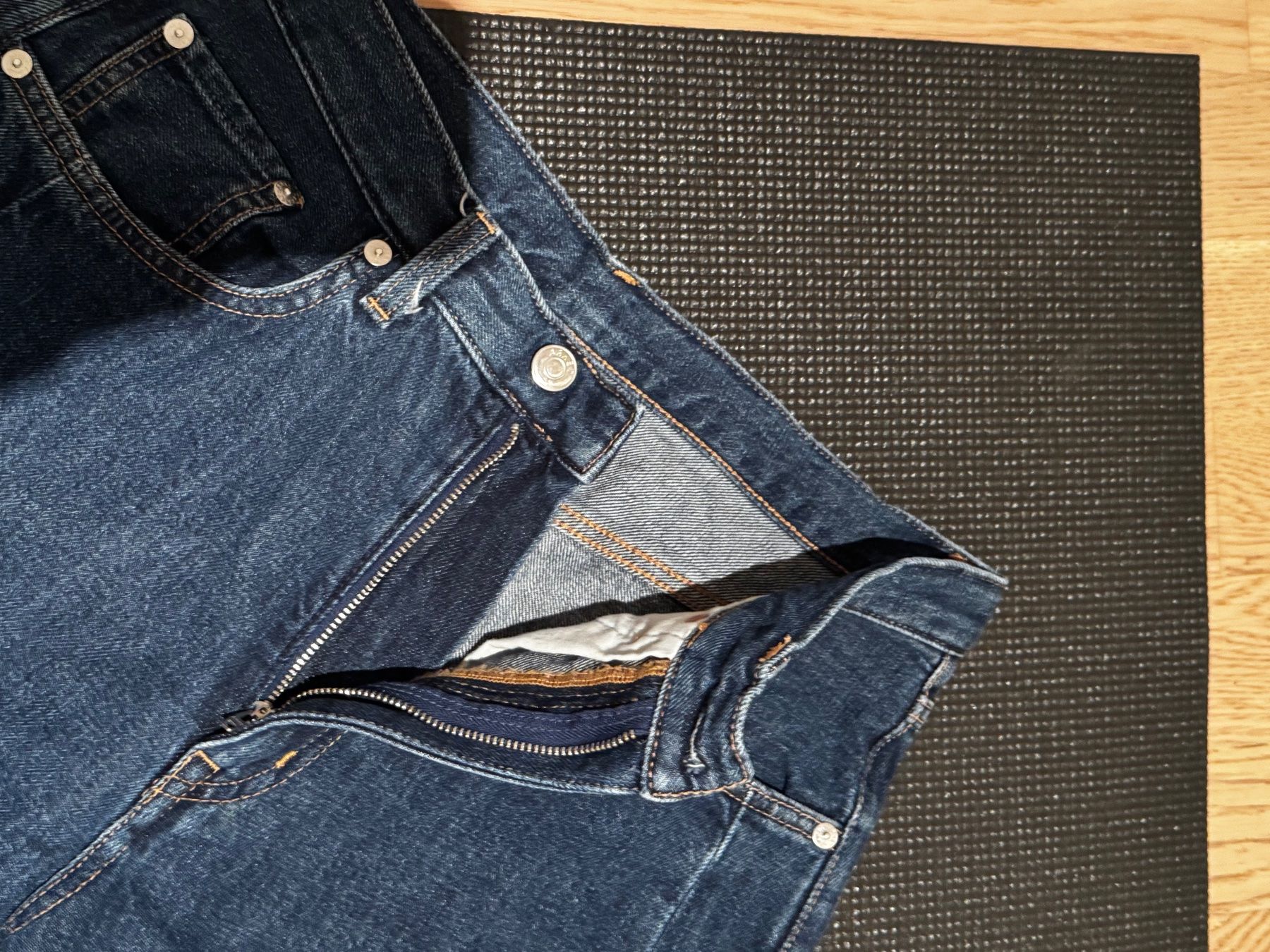 Arket Jeans: Damen Arket Bloom Barrel Jeans – Usato da Meilen venduto da Emma_321 4