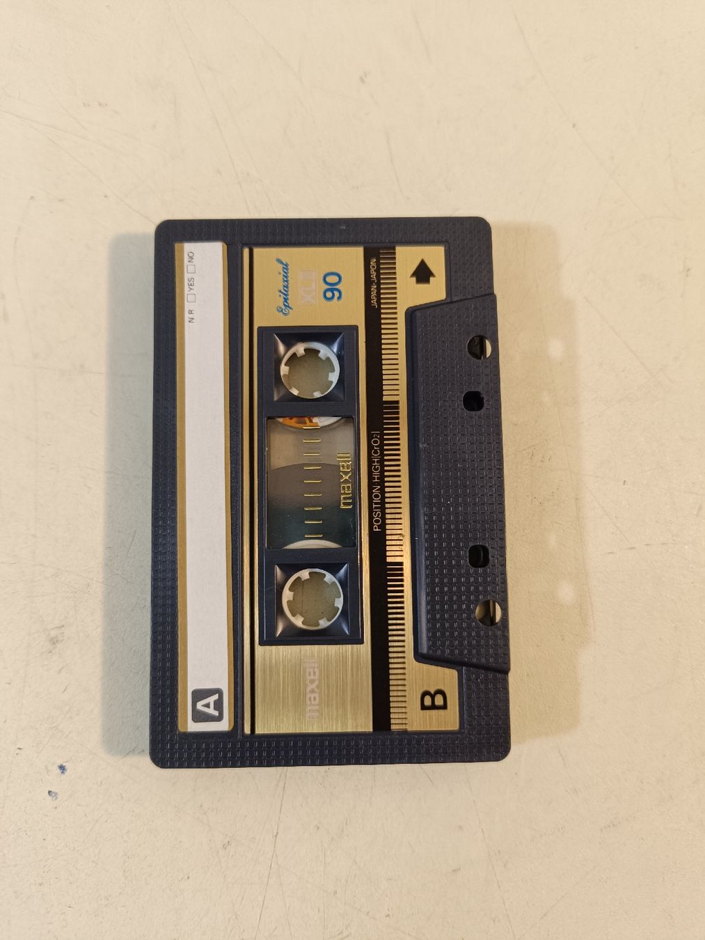 Băng cassette Maxell XL II 90 Epitaxial nguyên seal | Việt Nam