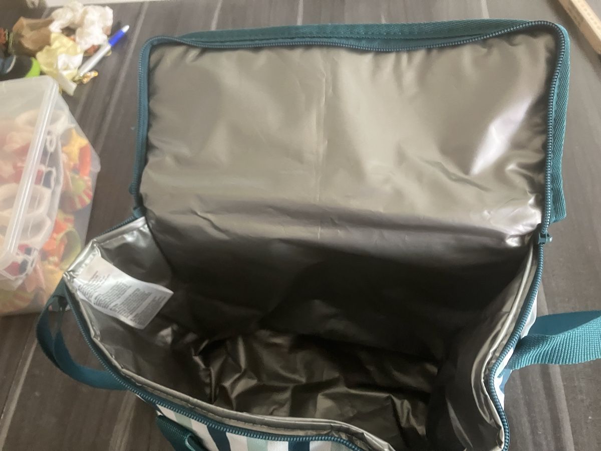 Réfrigérateurs et refroidissement: Kühltasche – Neuf (Voir description) à Unterkulm par Lotusblume81 1