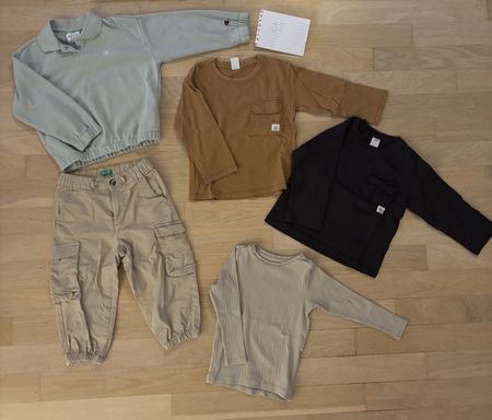 Kinder Kleiderpaket Grösse 98, 1 Teil Champion & Benetton