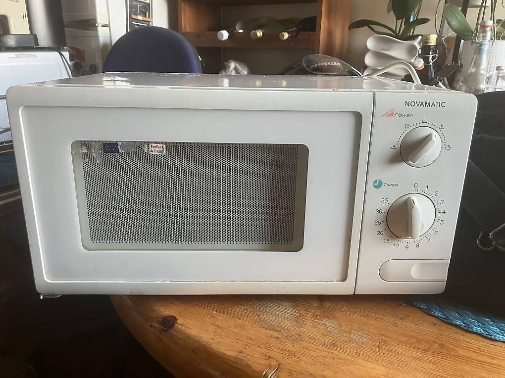 Appareils de cuisine: Micro-ondes Novamatic – D'occasion à Genève par sbo_ks28