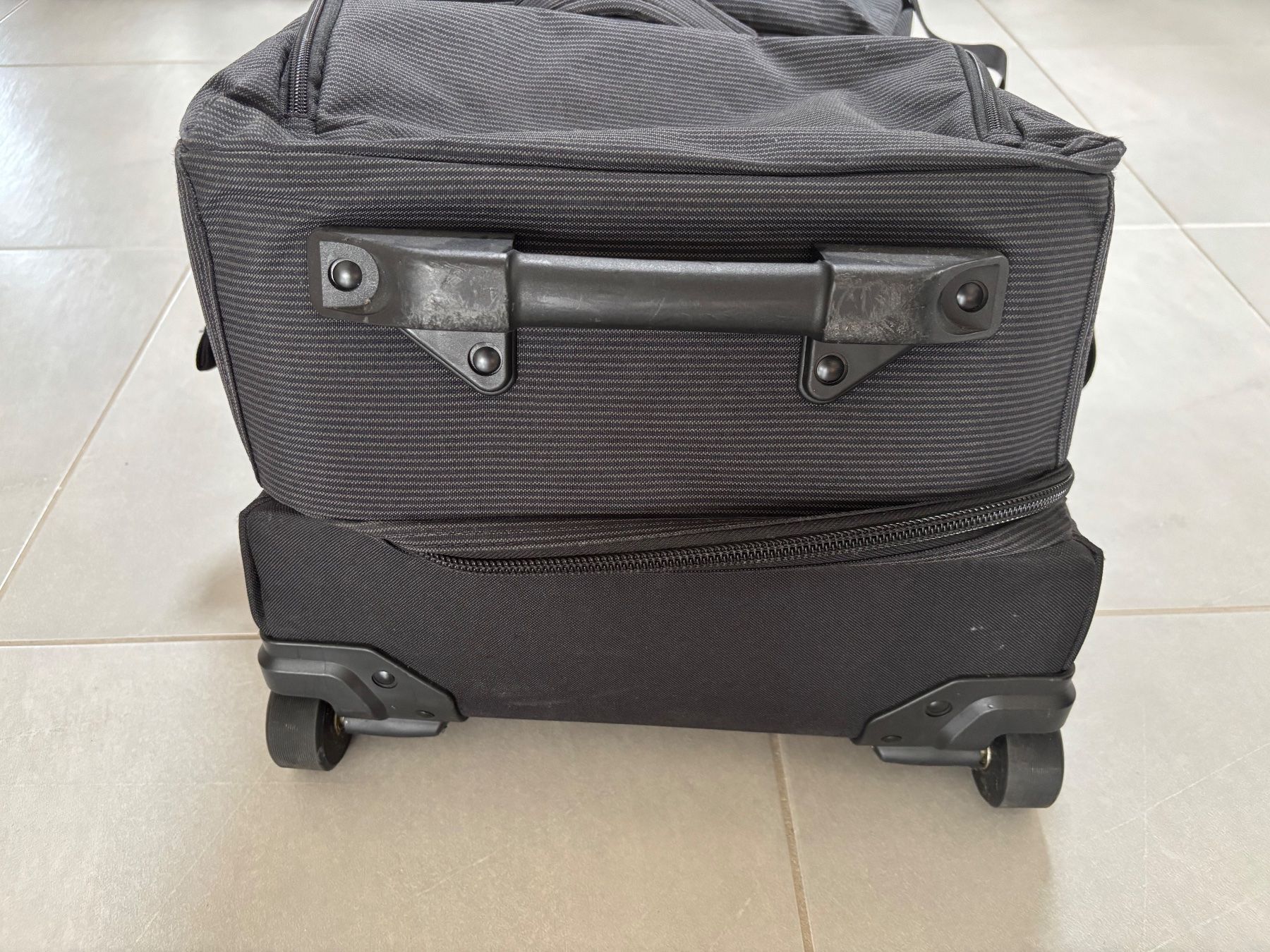 Dakine Valises de voyage: Dakine Reisekoffer – D'occasion à Büsserach par vimeco.43 2
