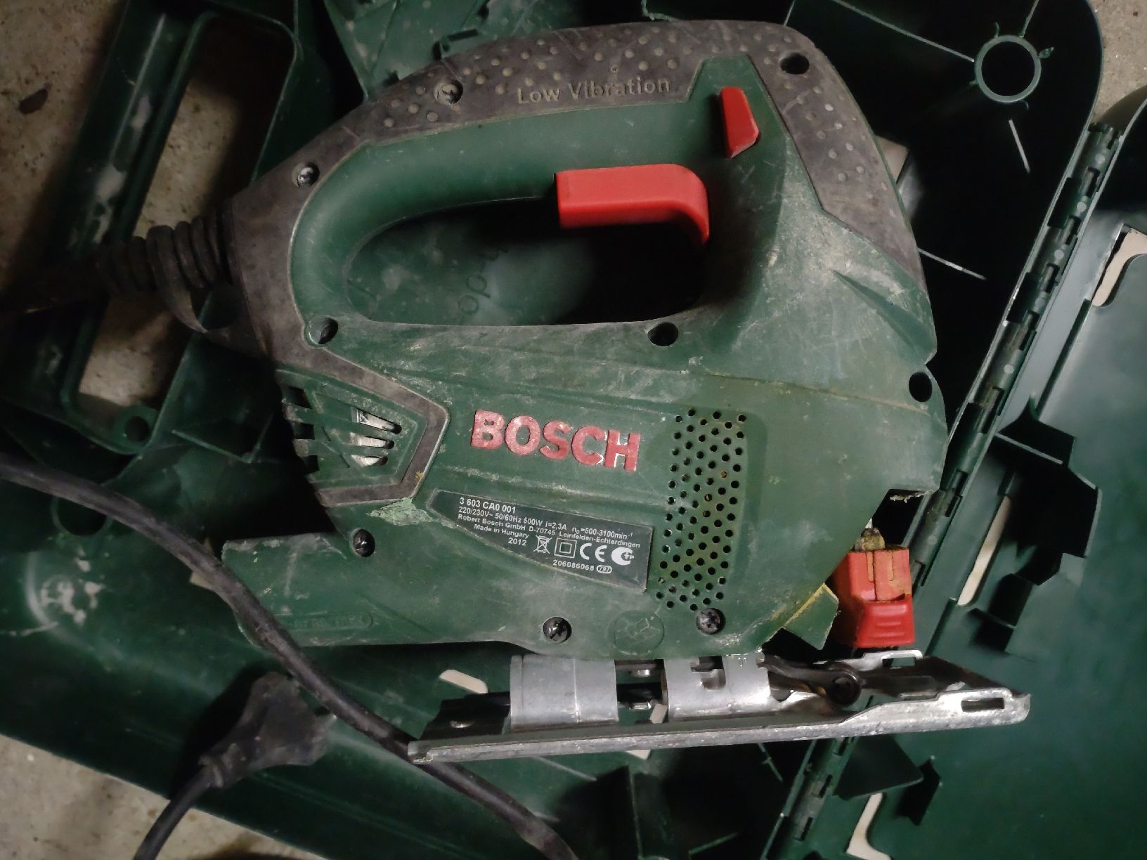 Bosch Scies: Scie sauteuse BOSCH PST 700 E  avec mallette – D'occasion à Vétroz par Guadonjin 1