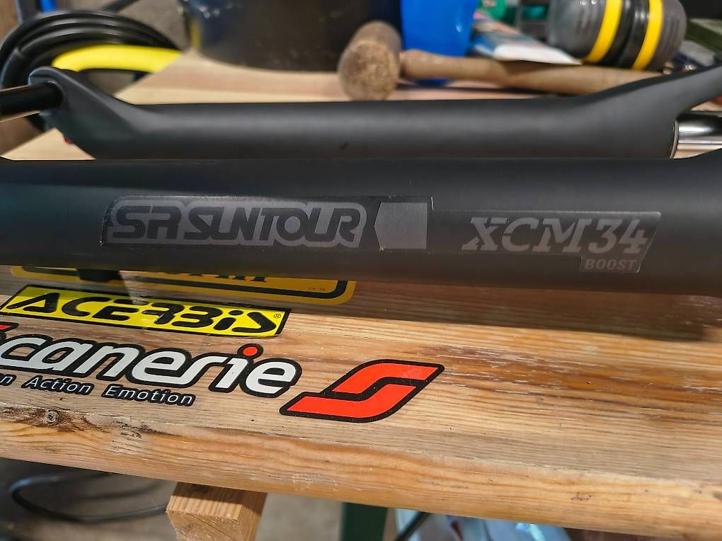 Pezzi di ricambio: Fourche SR Suntour XCM 34 – Usato da Monthey venduto da Flx93 1