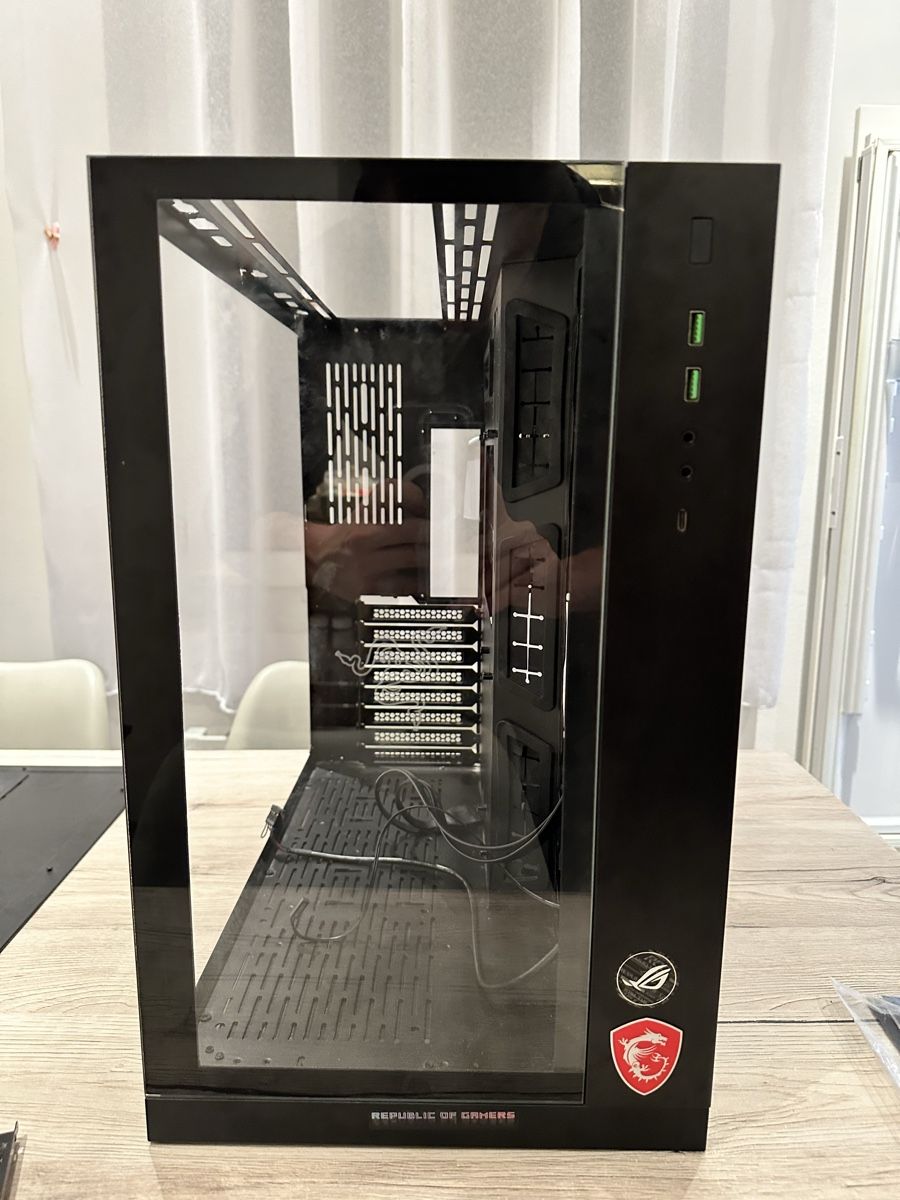 Lian Li Custodie: Lian-Li PC-O11D Razer Edition Gehäuse – Usato da Chur venduto da dur_f6cg 1