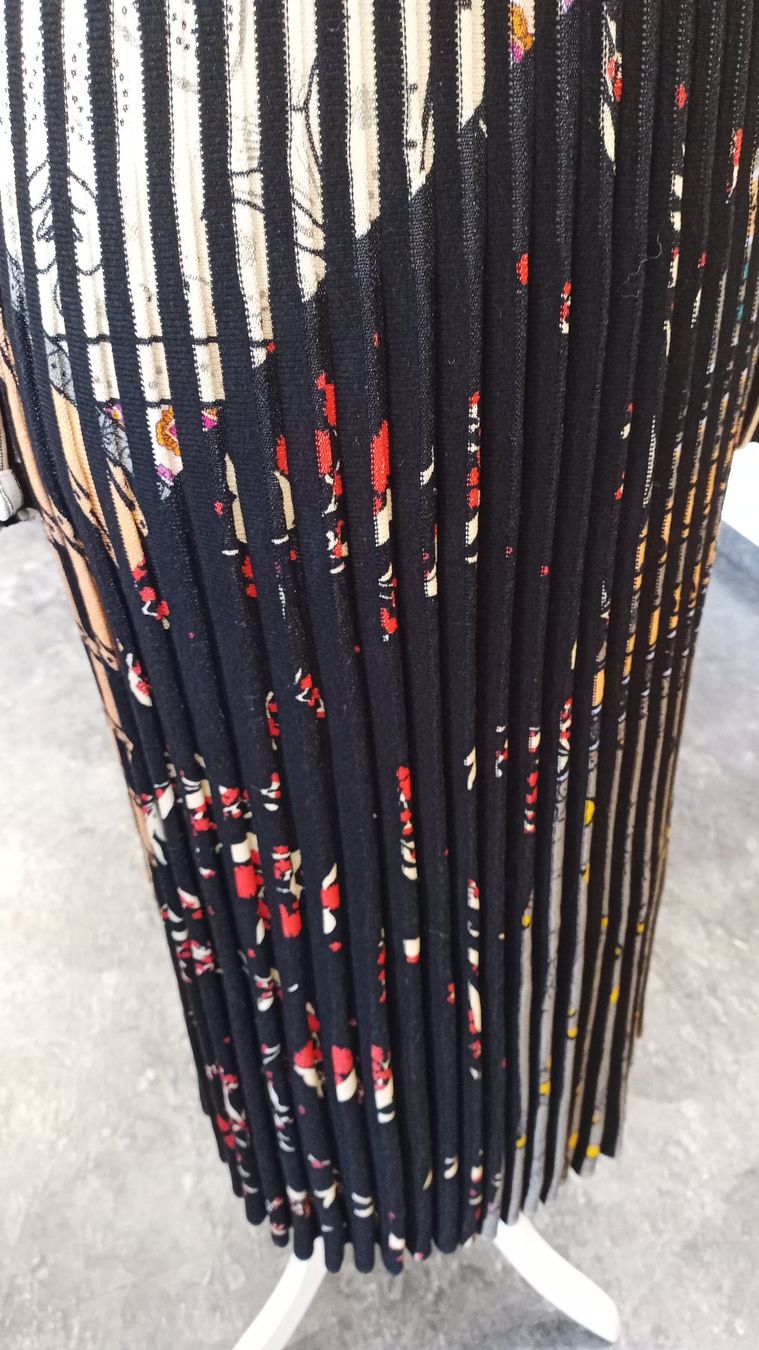 Etro Kleider: ETRO Strickkleid Grösse 36 – Gebraucht aus Altishausen von Tschipfo 2
