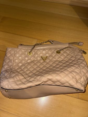 Sac à main matelassé Guess beige, d occasion