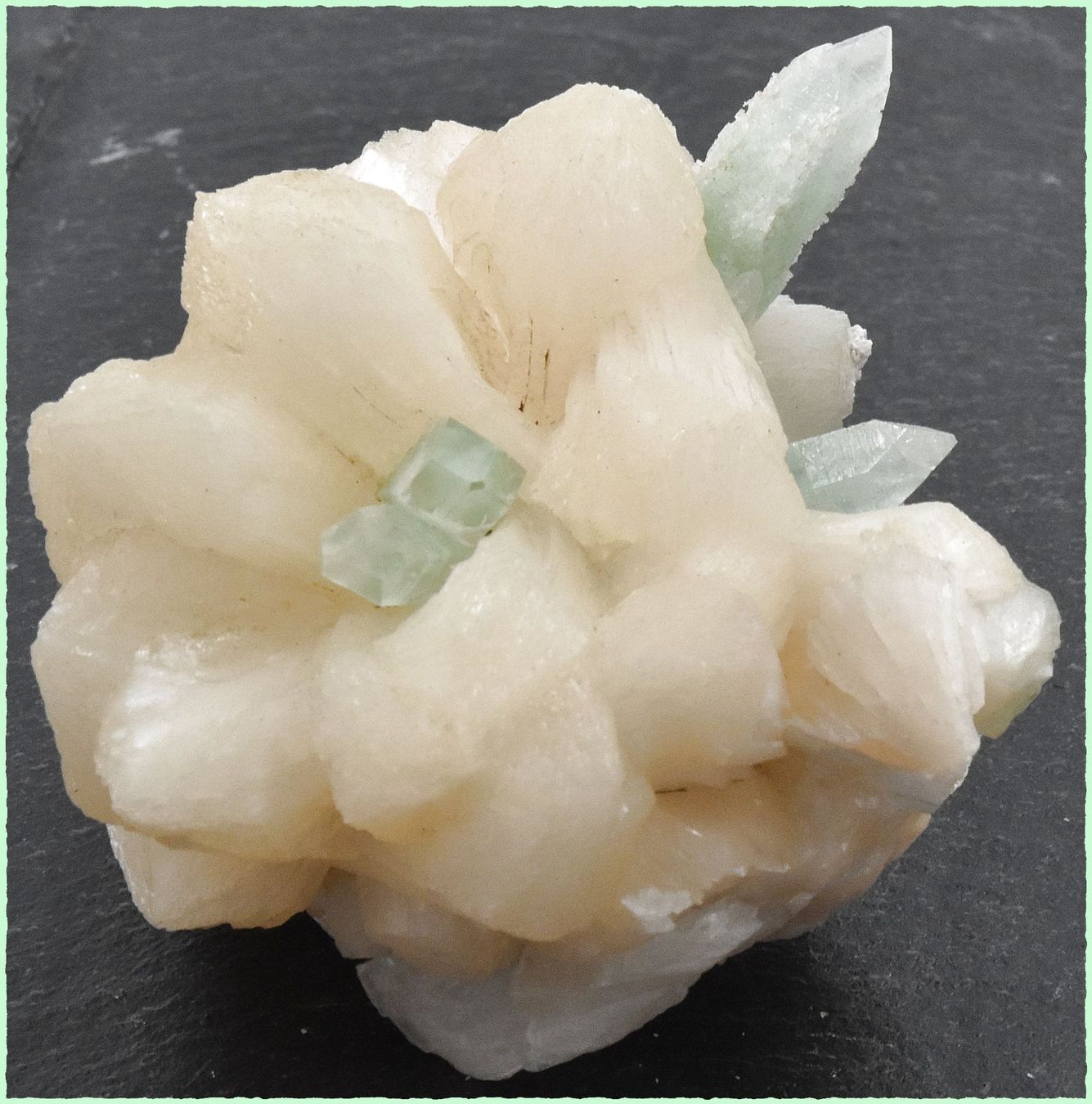Minerali & Pietre curative: Roher Grüner Apophyllit & Stilbit-Zeolith, Indien – Nuovo e nell'imballaggio originale da Nassenwil venduto da QuarySeller 1