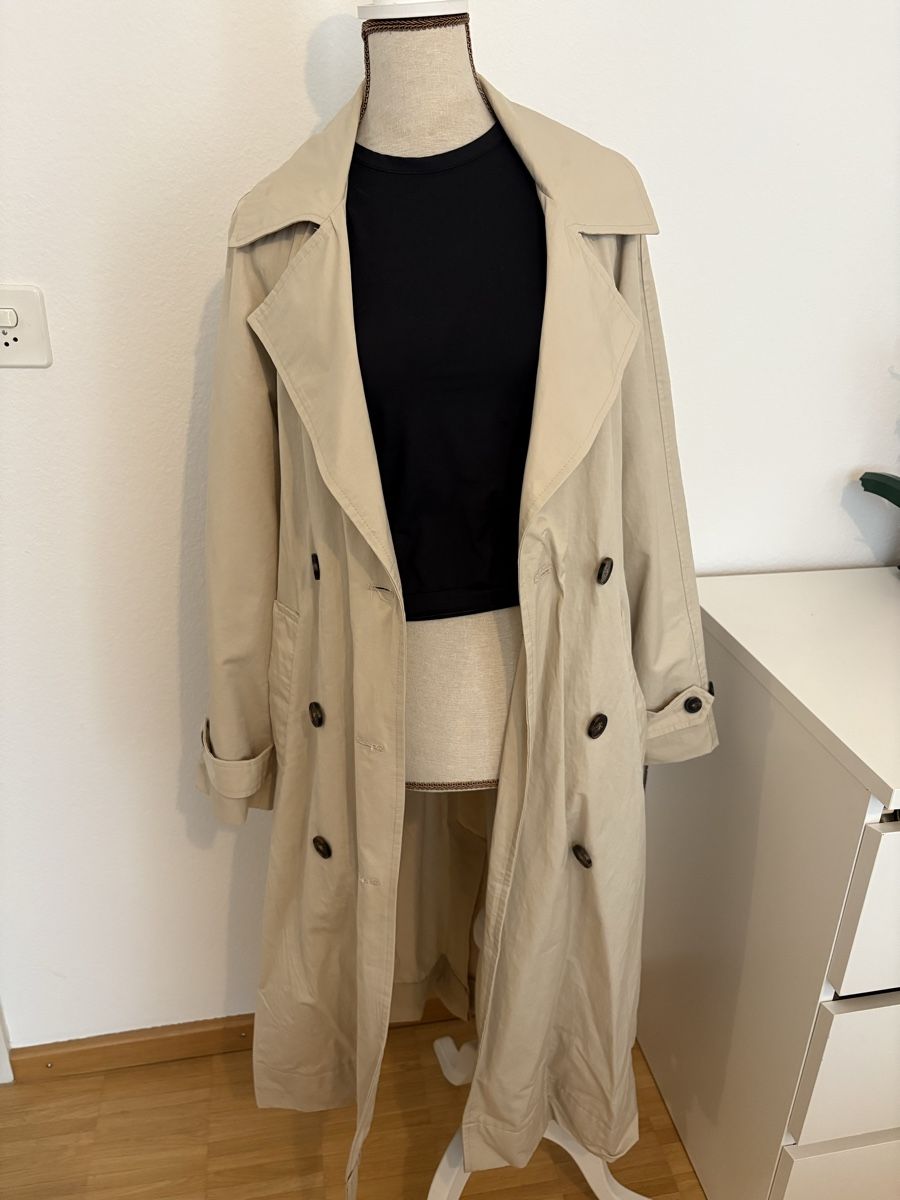 Cappotti: Klassischer Trenchcoat, beige, Grösse XS – Nuovo (secondo la descrizione) da Arlesheim venduto da Charlotte.grm 1