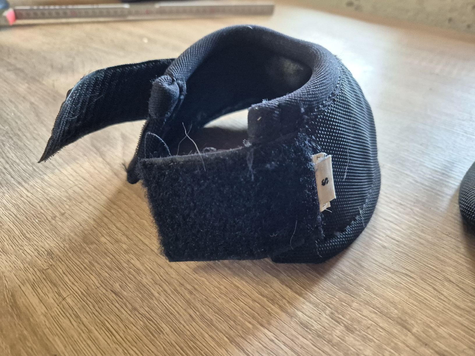 Stinchiere & Fasciature: Hufglocken S – Usato da Meggen venduto da Orrinka20 2