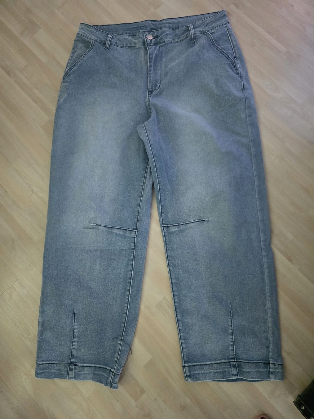 Jeans: Jeans Damen hellblau Grösse42/44  neu – Nuovo e nell'imballaggio originale da Biberist venduto da charobaum 1