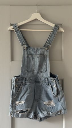 Jeans Latzhose Shorts Grösse 34 H&M Divided