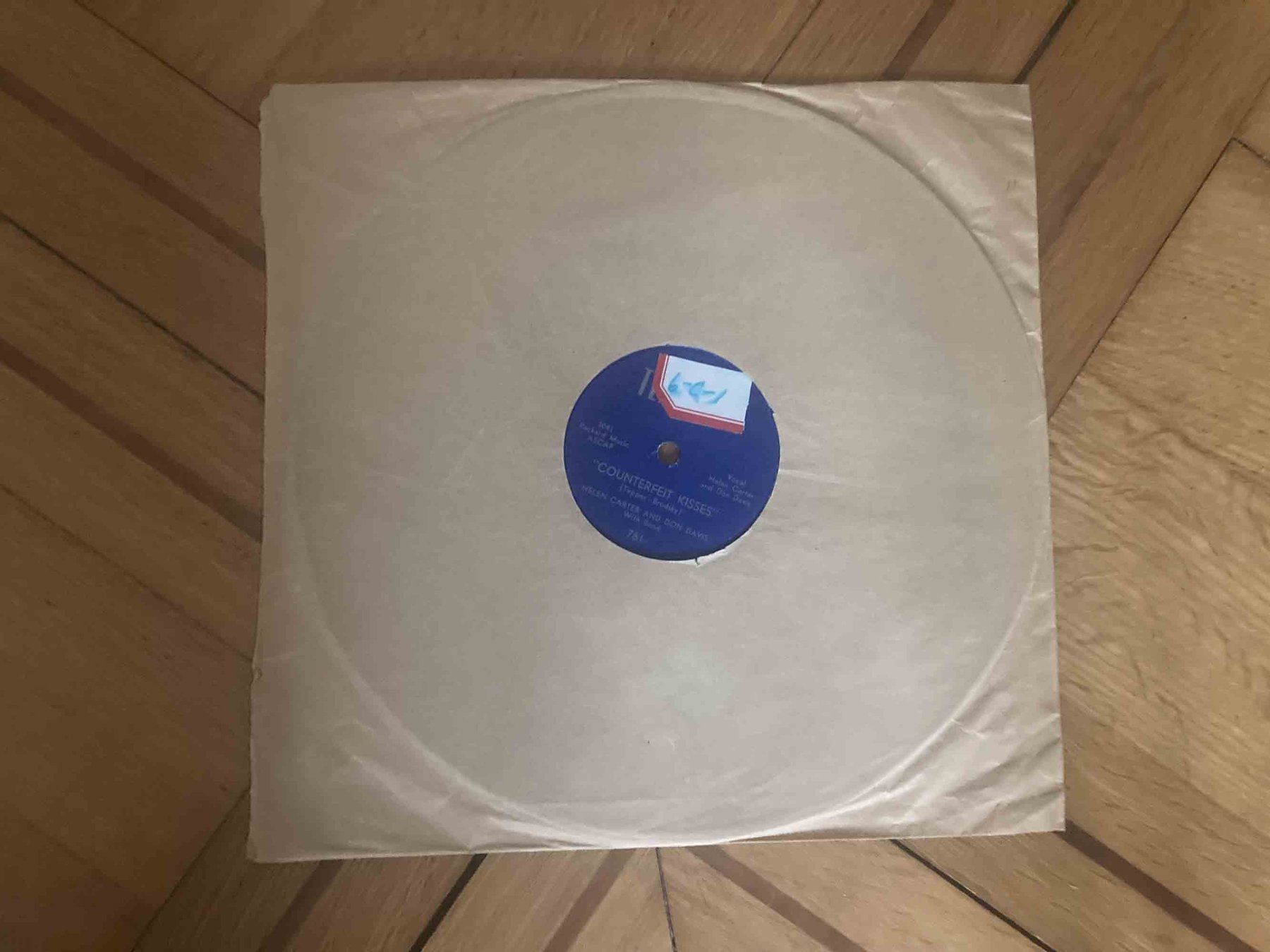 Dischi in vinile: Helen Carter Don Davis Counterfeit Kisses Schellack – Usato da Luzern venduto da Needful_Things
