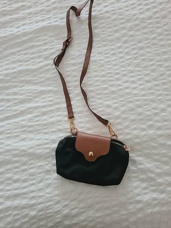 Kleine Tasche