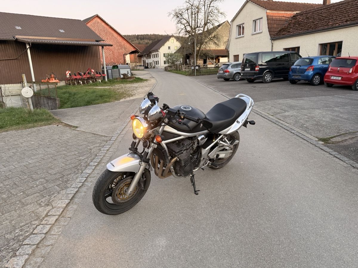 Suzuki Strada: Suzuki Bandit GSF 1200 – Usato da Guntmadingen venduto da RiadBlack
