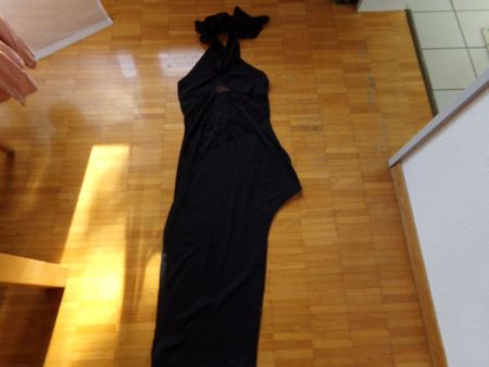 Damen Kleid schwarz Rücken frei   Gr. M