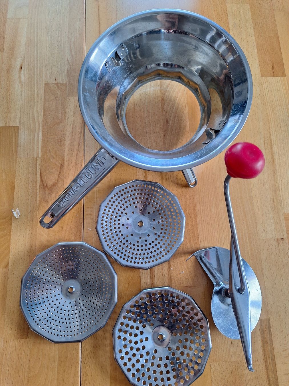 Elettrodomestici da cucina: Passerine – Usato da Vilters venduto da Fleiflomi