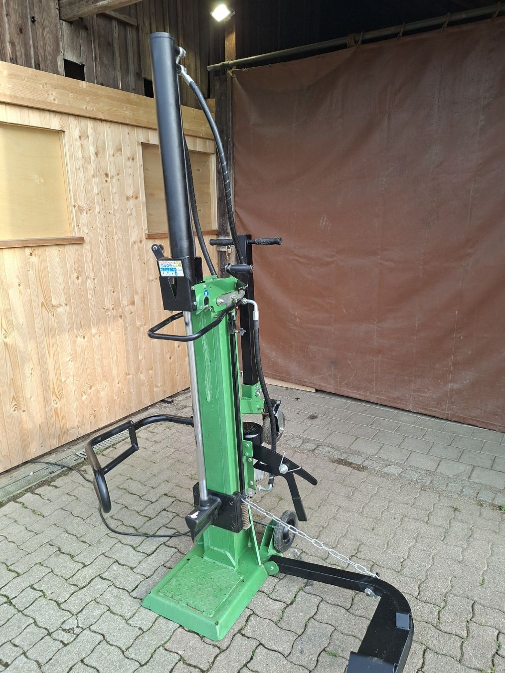 Tutte le macchine: Holzspalter 14 Tonne, 400V – Usato da Niederuzwil venduto da peter. 3