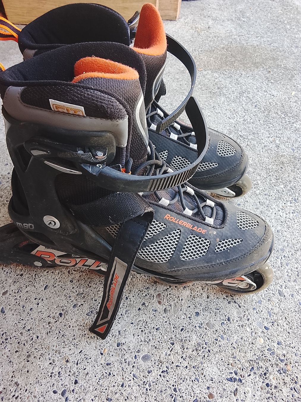 Pattini in linea & Pattini a rotelle: Inlineskates  44  – Usato da Buttisholz venduto da maethuerni 2