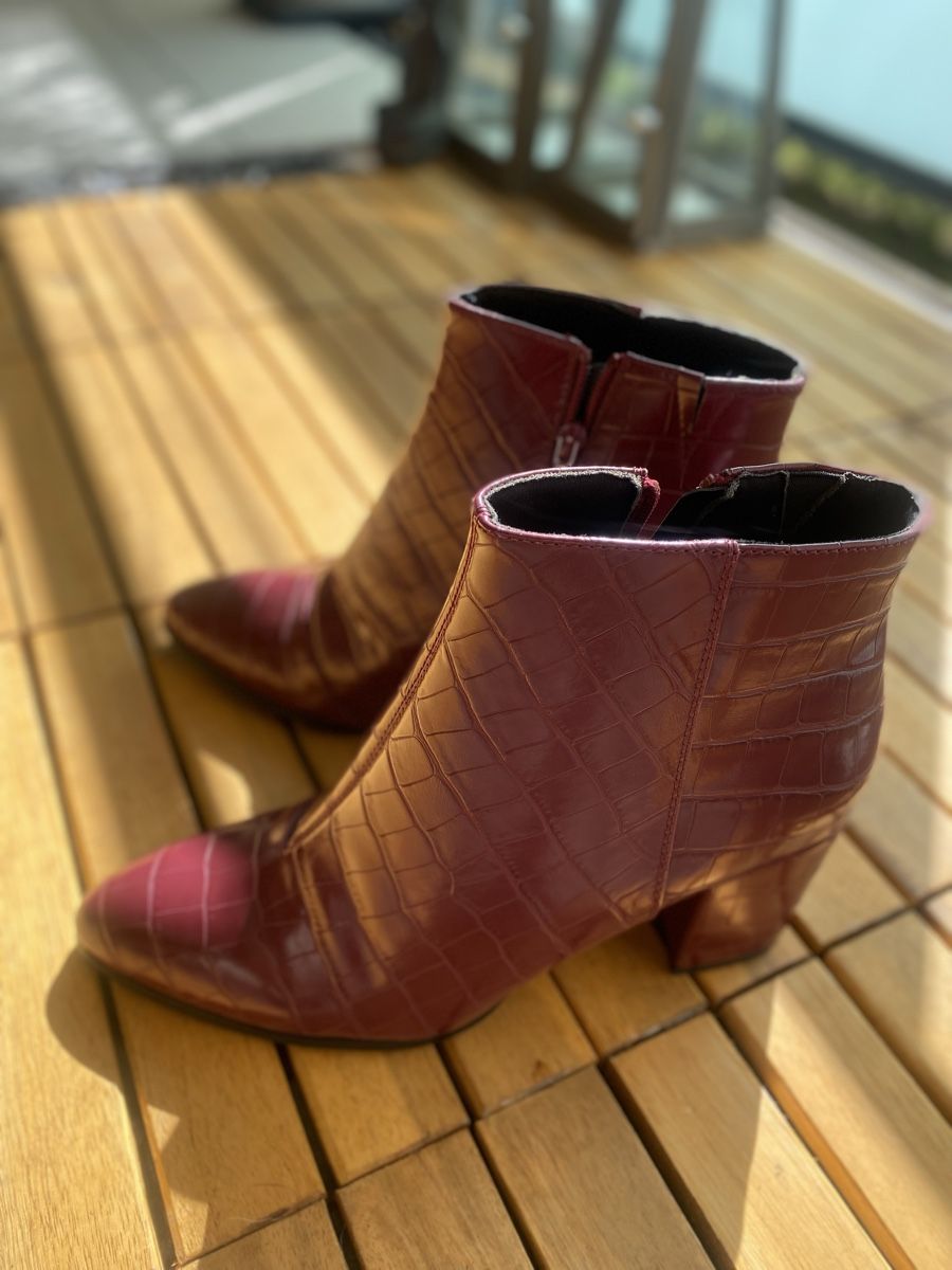Damenschuhe: Burgundy Ankle Boots - Size 42 - Croc Embossed Leather – Neu und originalverpackt aus Safenwil von rgs_tg62 1