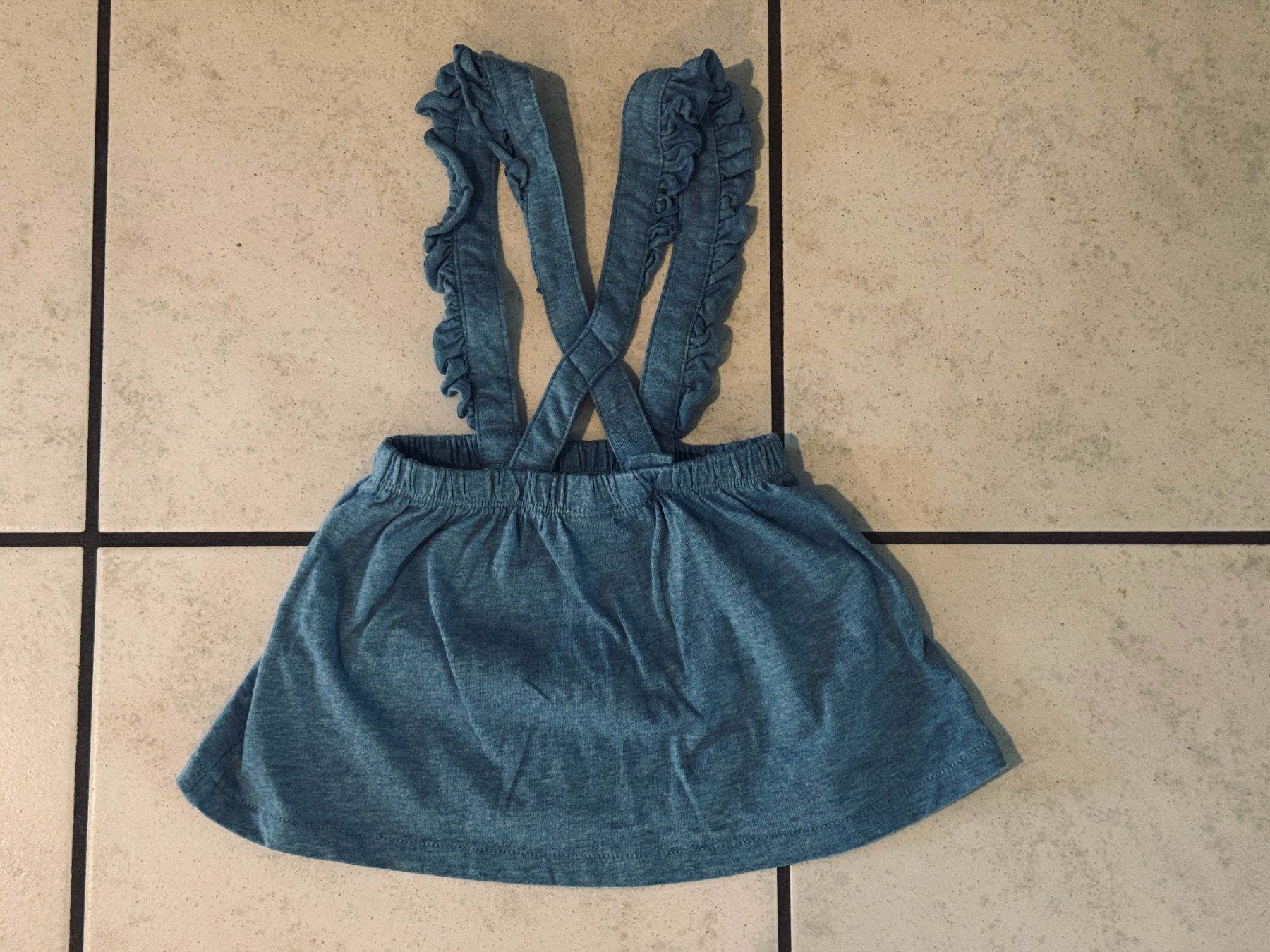Lotti & Set di vestiti: Kinderkleider Set Mädchen Gr. 80 - 22-teilig – Usato da Kriens venduto da PiruG 6