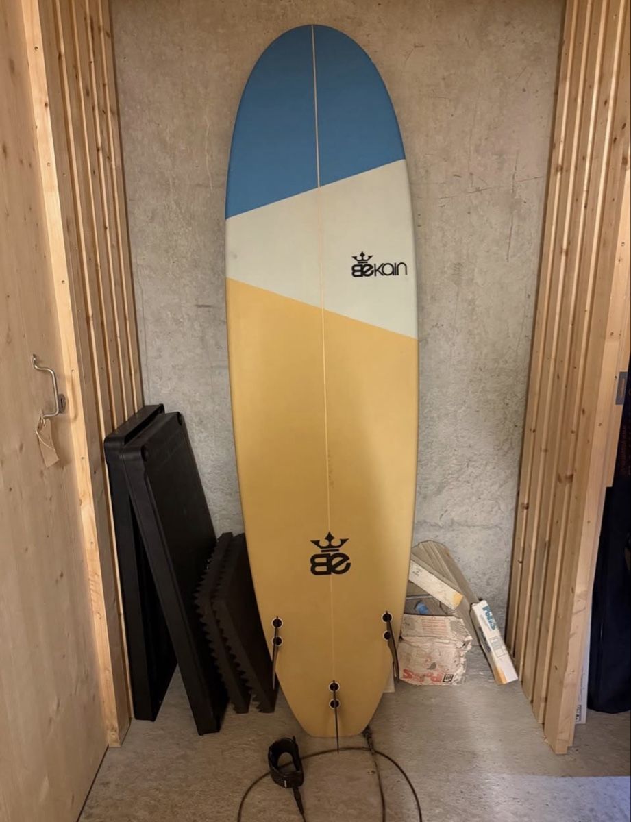 Tavole da surf e di nuoto: Planche de surf Bekain – Usato da Belmont-Lausanne venduto da Michelle_Srdr_ 1