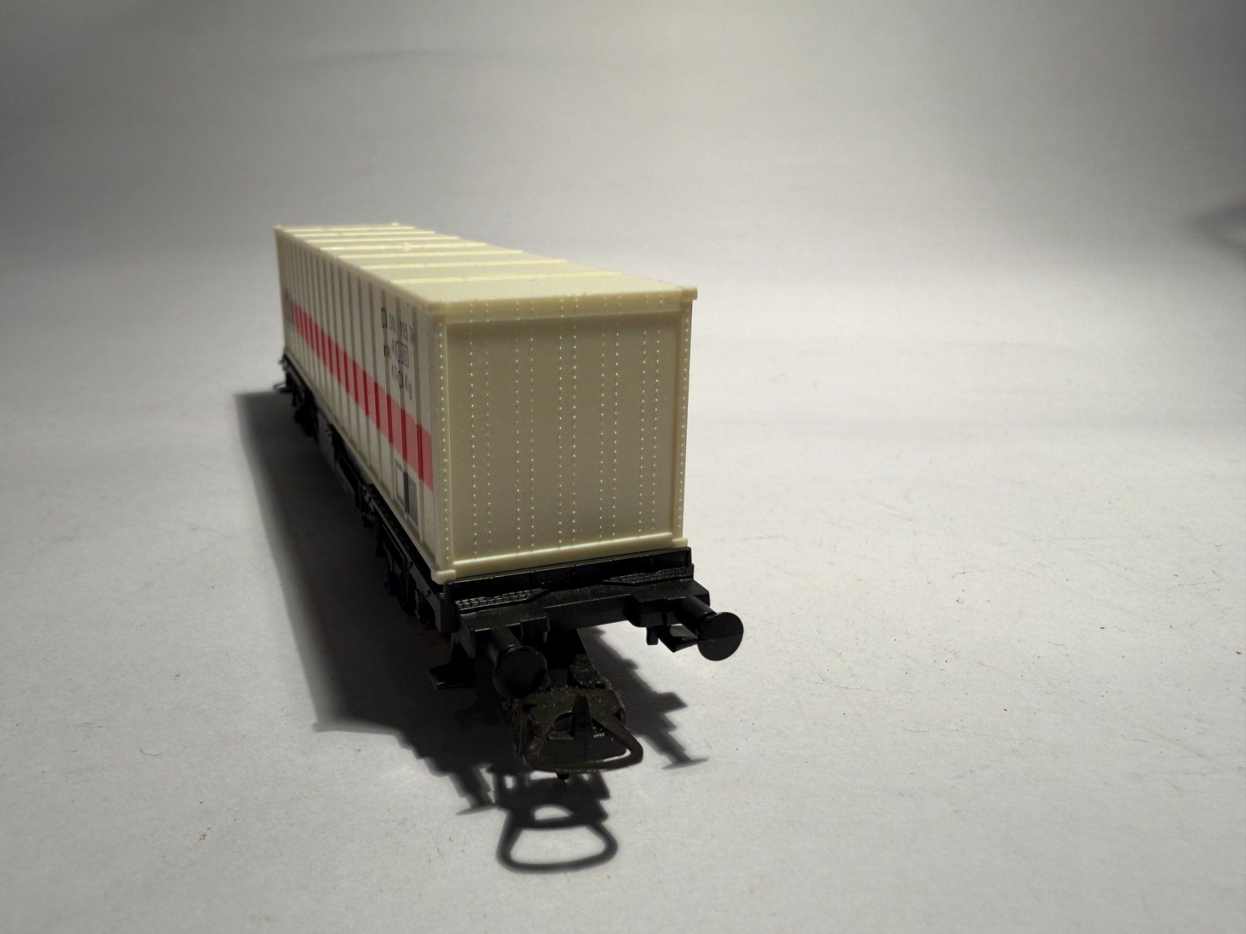 Lima Modelleisenbahnen: Lima Containerwagen DB weiss, DC Achsen – Gebraucht aus Buchrain von Modellbahn11 3