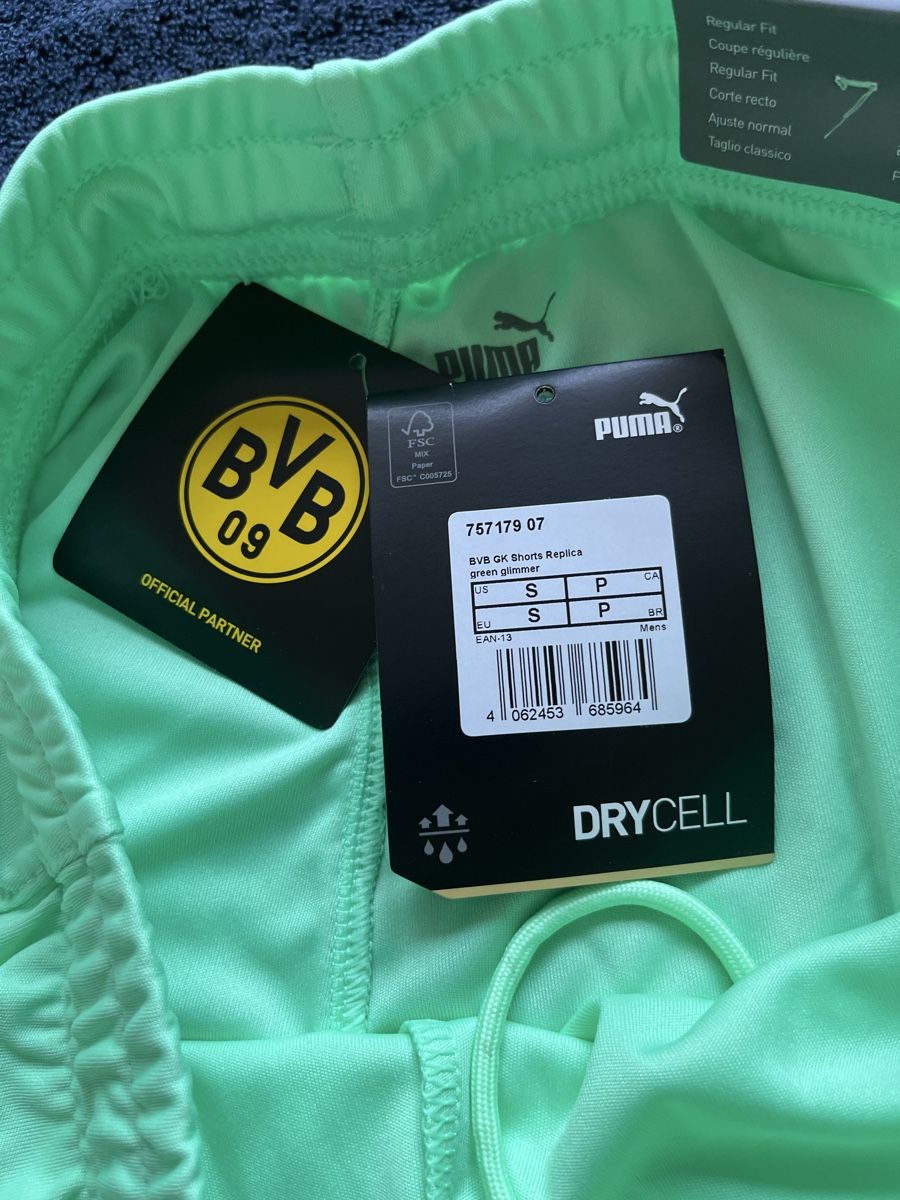 Puma Hosen: Short Dortmund  – Neu und originalverpackt aus Chambésy von Louwall_football 1