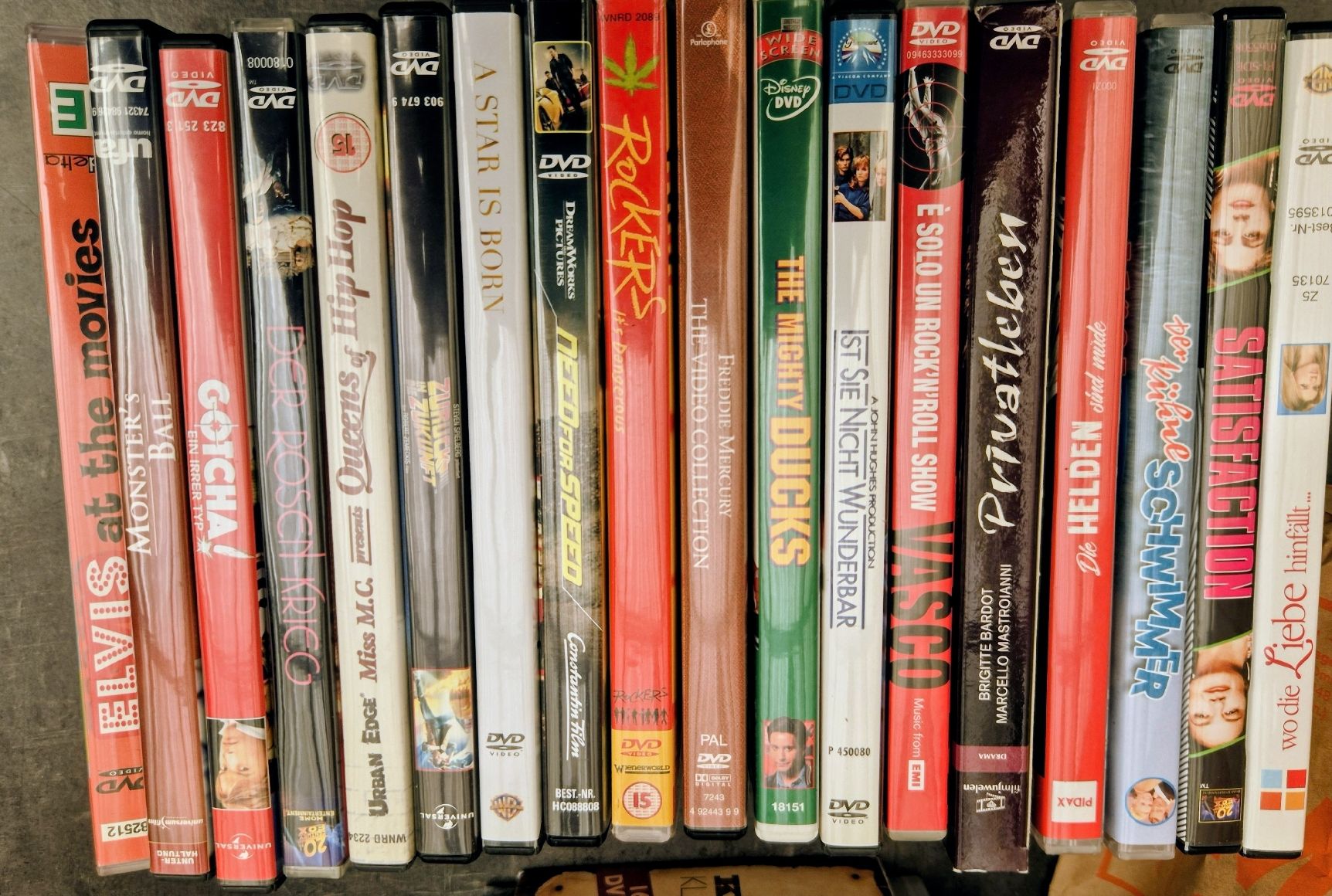 Tous les DVDs: Sack 9  ca. 30 DVD – D'occasion à Zweisimmen par Kleindietwil 1