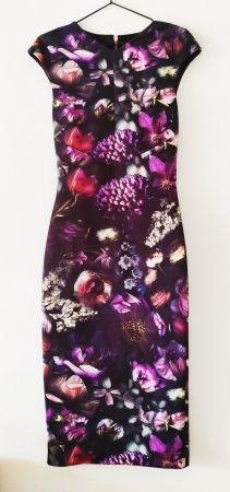 TED BAKER Luxus Blumen Etui-Kleid Dress Robe Gr.34/36
