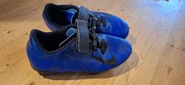 Nike Fussballschuhe, Grösse 32, guter Zustand, blau.