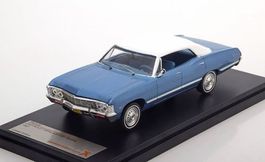 Chevrolet Impala Sport Sedan 1965-1970 hellblau met. / weiss