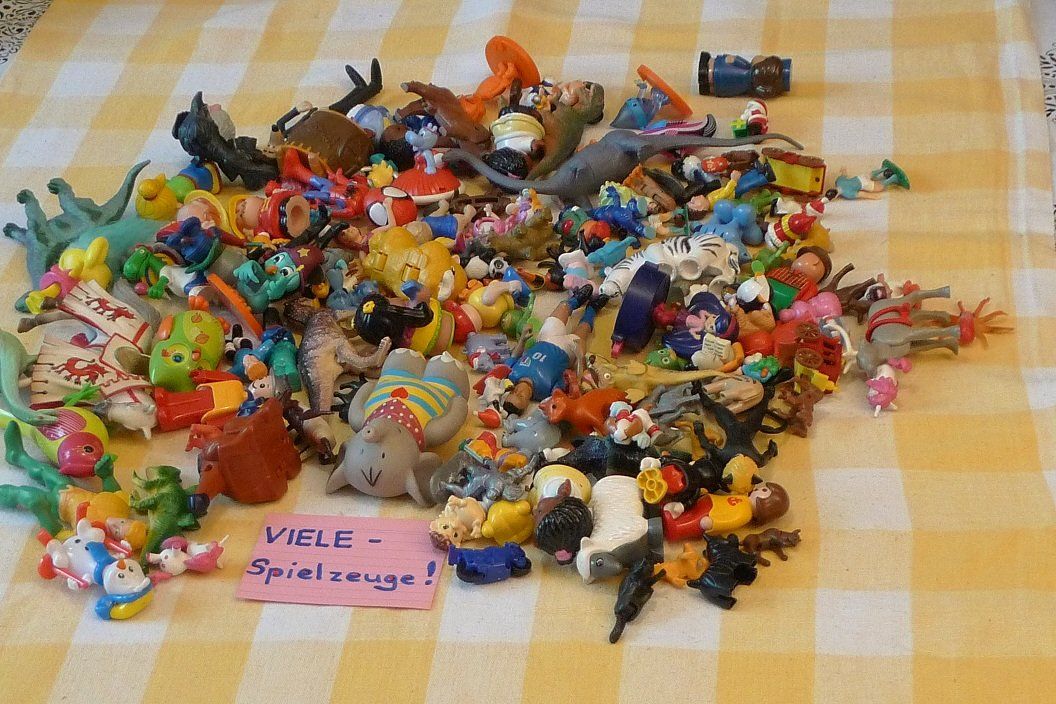 Giocattoli: VIELE-Spielzeuge! – Usato da Bern venduto da bn1640