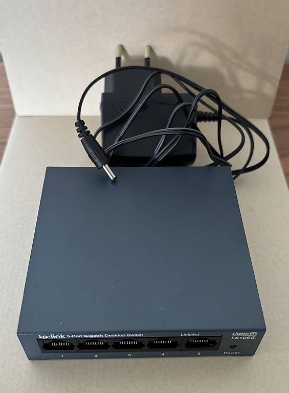 TP-Link Hubs & Switches: TP-Link 5-port – Neu (gemäss Beschreibung) aus Fortunau (Ayent) von CicciStore