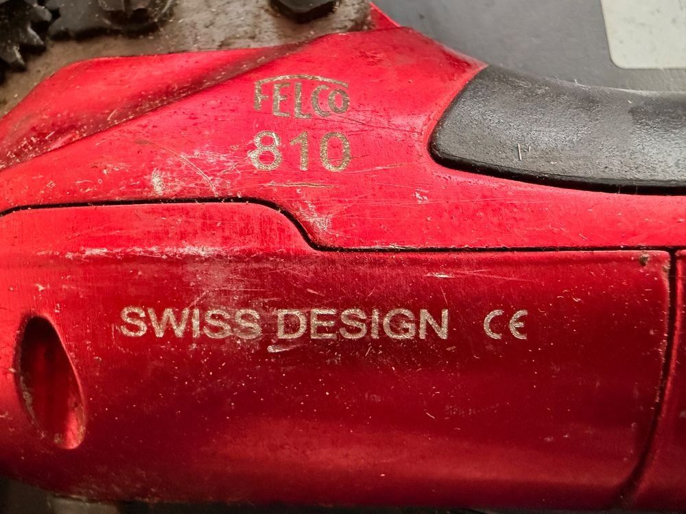 Felco Tutti gli attrezzi: Felco 810 Elektroschere Felcotronic Gartenschere – Difettoso da Bremgarten AG venduto da Piedra58