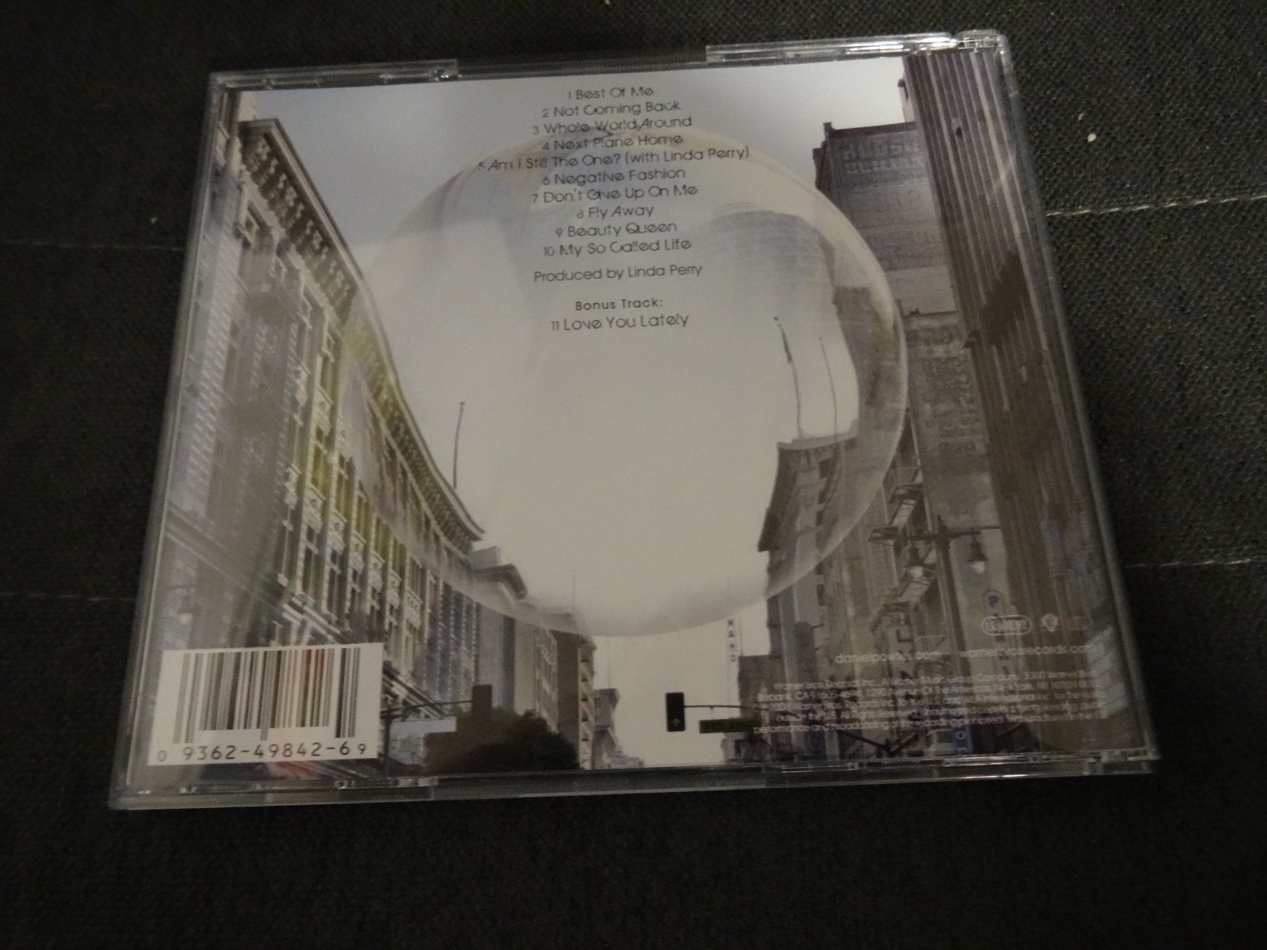 CD: Daniel Powter -Under the Radar CD – Usato da Olten venduto da Disc-Ausverkauf 1