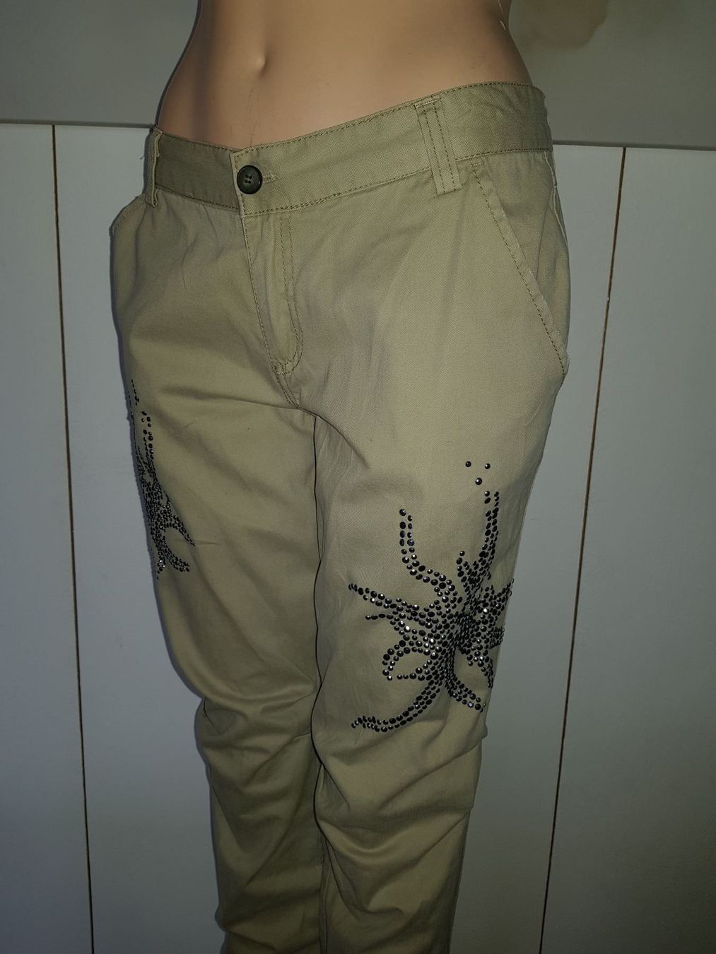 Hosen: AMISU Pantalon / Hose Taille / Grosse 36 – Gebraucht aus Cossonay-ville von Super-Price-Quality 5