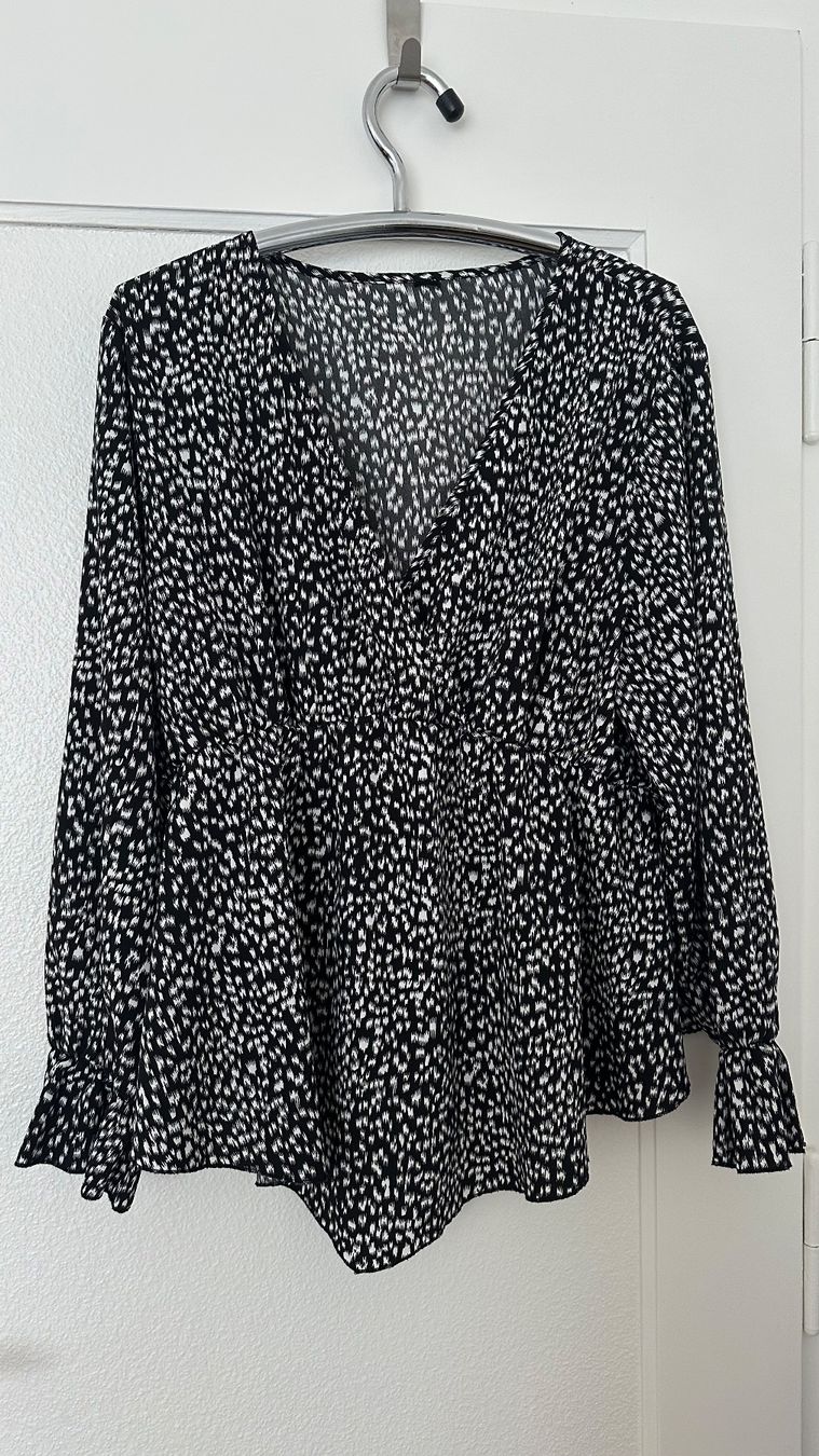 Top: Blouse cache-cœur à pois – Usato da Biel/Bienne venduto da lor_7yjm