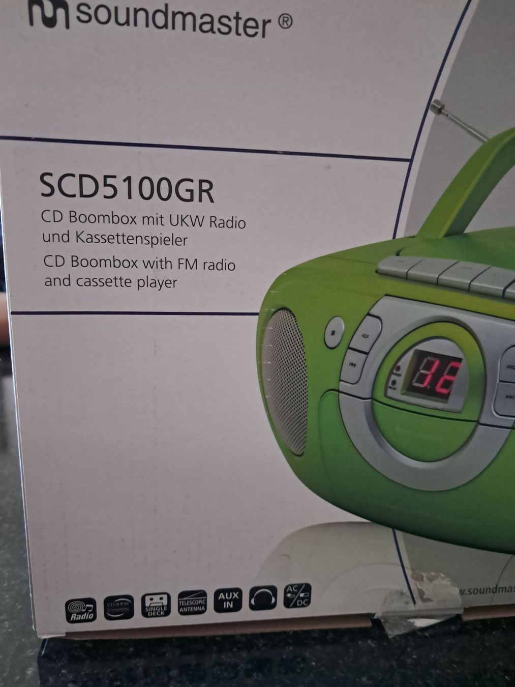 Lettore multimediale & Streamer: CD Player mit Radio und Kassette – Nuovo (secondo la descrizione) da Liestal venduto da nemi-lou 1