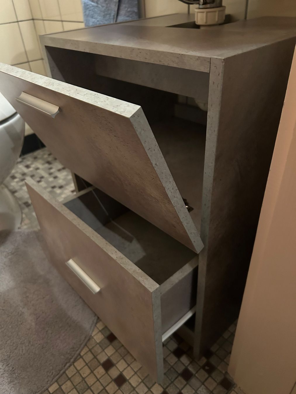 Mobili per bagno: Modernes Regal unter dem Lavabo mit ein 2 Stauräumen – Nuovo e nell'imballaggio originale da Kandersteg venduto da selenat 6