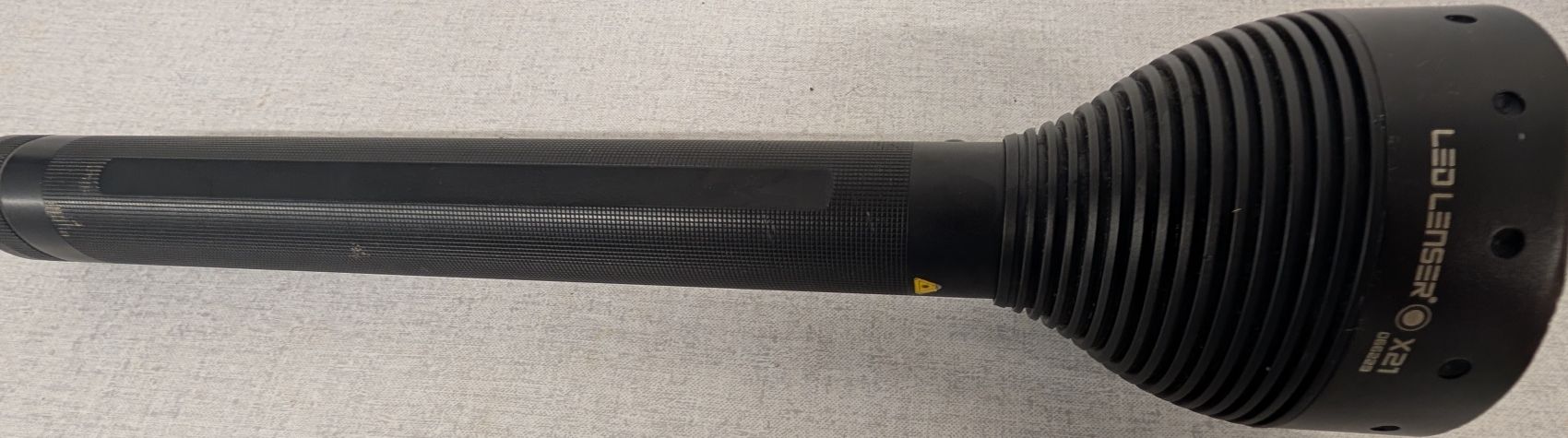Ledlenser Lampade: LED Lenser X21 Taschenlampe – Usato da Spiez venduto da Tomweader