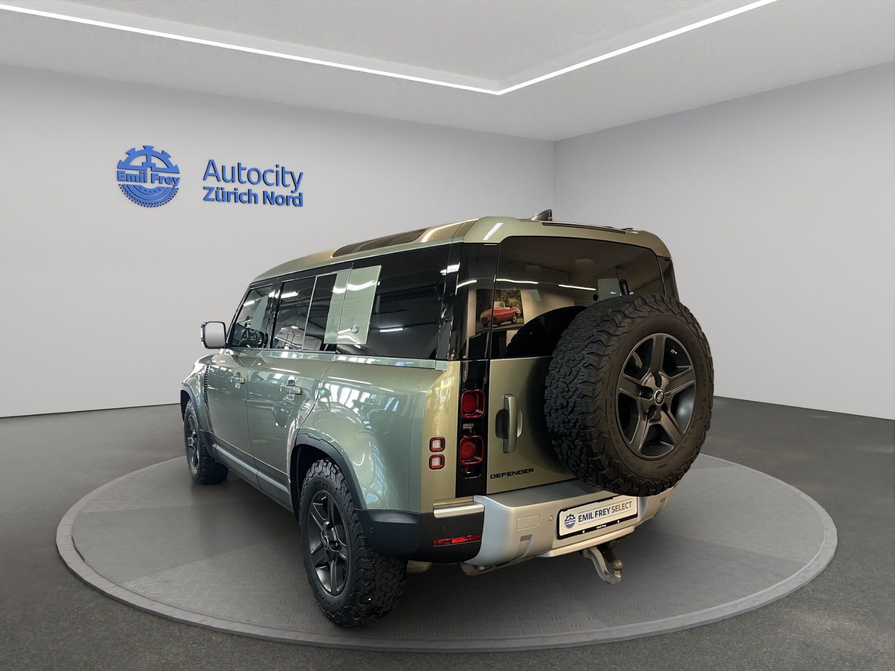 Land Rover Autos: Land Rover Defender 110 / 2.0 / SD4 – Gebraucht aus Meilen von korngeistlicht 2