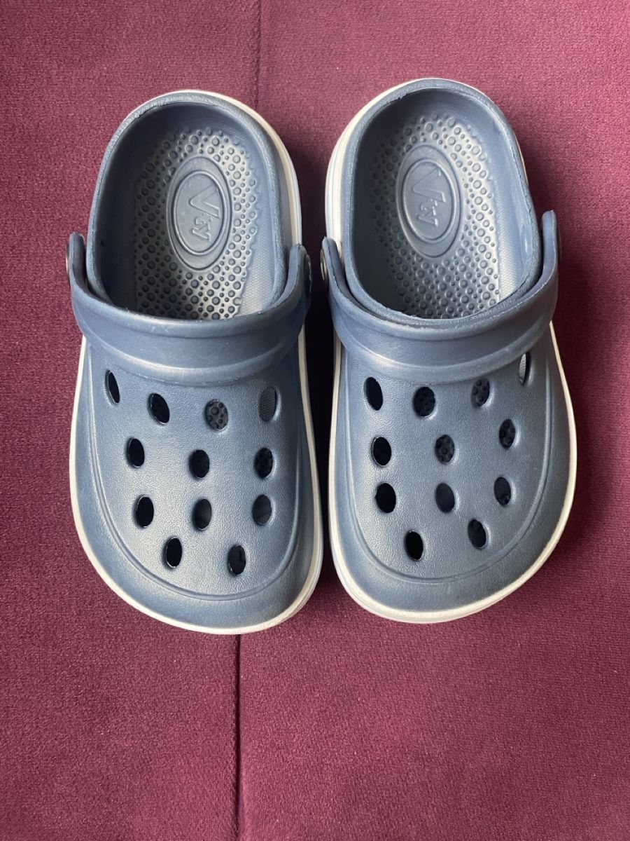 Dosenbach Herrenschuhe: Hausschuh Gr: 26 – Gebraucht aus Studen BE von par_f69n