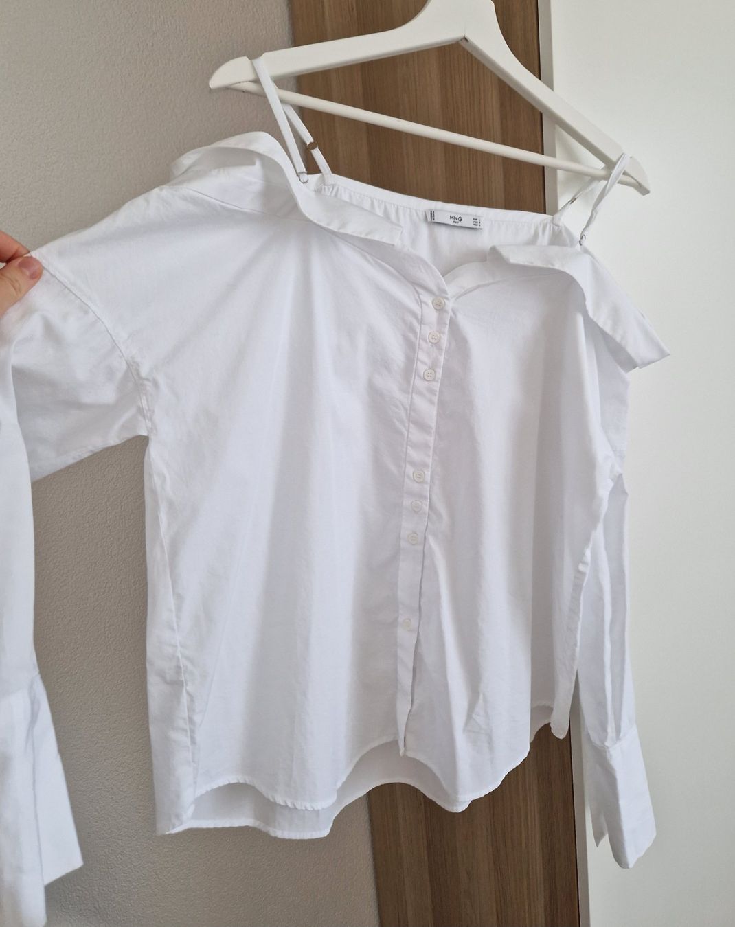 Mango Camicette: Mango Schulterfreie weisse Bluse Gr.M – Nuovo (secondo la descrizione) da Erlinsbach SO venduto da ULIKH 5