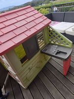 Kindergartenhaus mit Klingel
