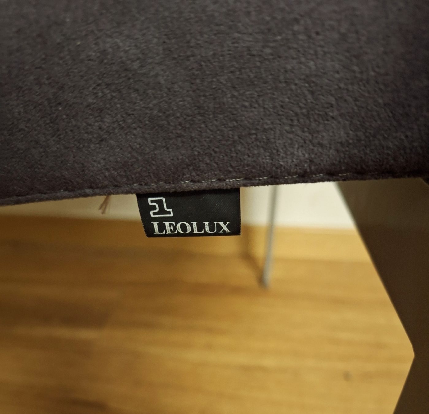 Leolux Poltrone: Postmoderne Leolux Sessel  1990er – Usato da Fahrweid venduto da SMILE.5 1