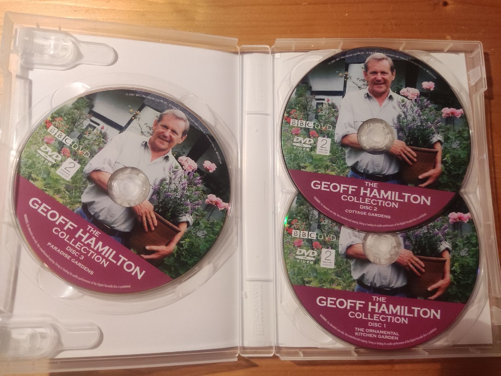 Tutti i DVDs: The Geoff Hamilton Collection - BBC (3DVDs) – Usato da Oberembrach venduto da giu_7ksd 2
